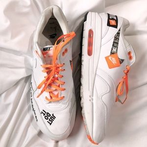 NIKE ‘JUST DO IT’ AIR MAX 1 LX 🧡🤍